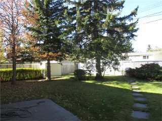 Photo 6: 5707 LAWSON Place SW in Calgary: Lakeview House for sale : MLS®# C4034051