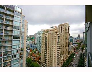 Photo 9: 1901 1010 RICHARDS Street in Vancouver: Downtown VW Condo for sale in "GALLERY" (Vancouver West)  : MLS®# V670409