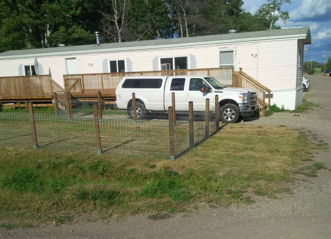 Main Photo: 10 6828 ALCAN FRONTAGE Road in Fort St. John: Fort St. John - Rural E 100th Manufactured Home for sale (Fort St. John (Zone 60))  : MLS®# R2448873