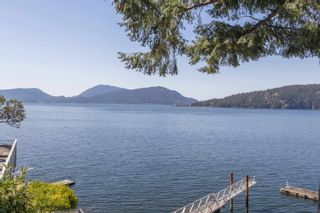 Photo 1: 4 STRACHAN POINT Road in West Vancouver: Howe Sound House for sale : MLS®# R2875246