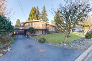 Photo 4: 1527 BALMORAL Avenue in Coquitlam: Harbour Place House for sale : MLS®# R2647698