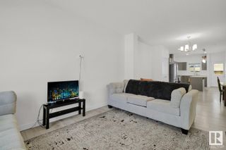 Photo 4: 3230 4 Street NW in Edmonton: Zone 30 House Half Duplex for sale : MLS®# E4383600
