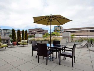 Photo 2: 307 1675 W 8TH Avenue in Vancouver: Fairview VW Condo for sale in "CAMERA" (Vancouver West)  : MLS®# V842603