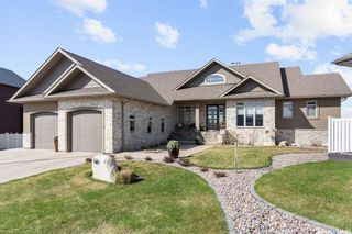 Photo 2: 422 Nicklaus Drive in Warman: Residential for sale : MLS®# SK928760
