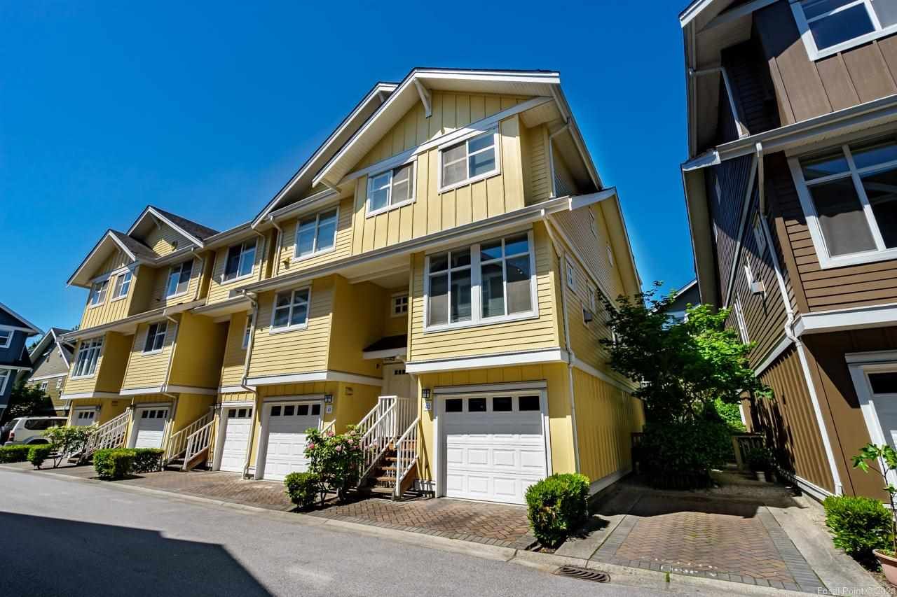 Main Photo: 40 935 EWEN Avenue in New Westminster: Queensborough Townhouse for sale in "Coopers Landing" : MLS®# R2581433