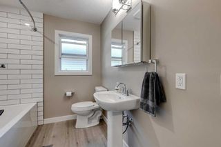 Photo 12: 2219 37 Street SW in Calgary: Glendale Detached for sale : MLS®# A2065008