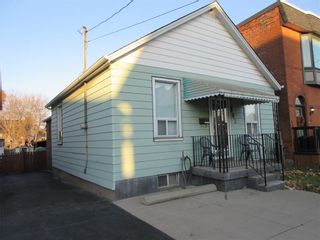 Photo 3: 363 JOHN Street N in Hamilton: House for sale : MLS®# H4180392