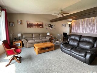 Photo 10: 31 Garry Place in Yorkton: Weinmaster Park Residential for sale : MLS®# SK935459