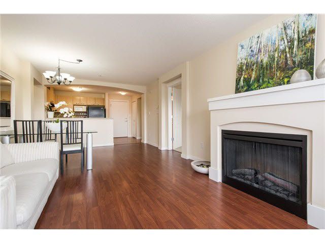 Main Photo: 312 2958 SILVER SPRINGS Boulevard in Coquitlam: Westwood Plateau Condo for sale : MLS®# V1107340