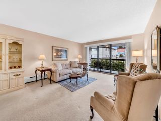 Photo 5: 334 340 W 3RD Street in North Vancouver: Lower Lonsdale Condo for sale in "McKinnon House" : MLS®# R2757235