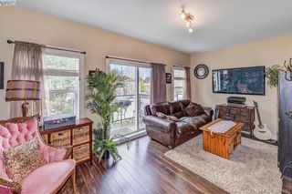 Photo 9: 111 2889 Carlow Rd in VICTORIA: La Langford Proper Row/Townhouse for sale (Langford)  : MLS®# 787688