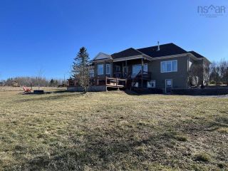 Photo 2: 1247 Bluff Road in Lockhartville: Kings County Residential for sale (Annapolis Valley)  : MLS®# 202205618
