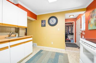 Photo 12: 287 Roseberry Street in Winnipeg: St James Residential for sale (5E)  : MLS®# 202223775
