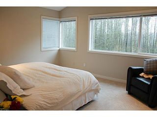 Photo 3: SL9 41488 BRENNAN Road in Squamish: Brackendale 1/2 Duplex for sale in "RIVENDALE" : MLS®# V1007187