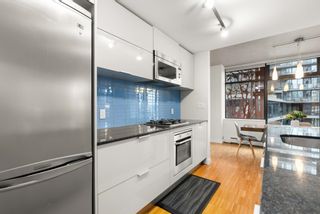 Photo 8: 1406 128 W CORDOVA Street in Vancouver: Downtown VW Condo for sale in "WOODWARDS" (Vancouver West)  : MLS®# R2846463
