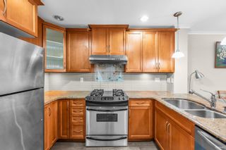 Photo 5: 301 2103 W 45TH Avenue in Vancouver: Kerrisdale Condo for sale (Vancouver West)  : MLS®# R2895602