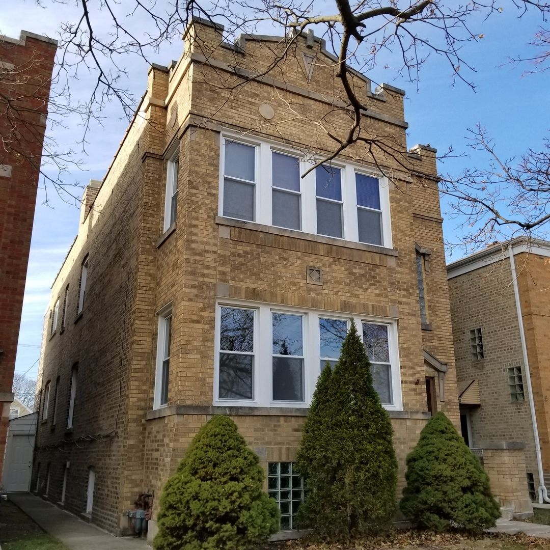 Main Photo: 5922 N Melvina Avenue Unit 2 in CHICAGO: CHI - Norwood Park Residential Lease for lease ()  : MLS®# 09877750