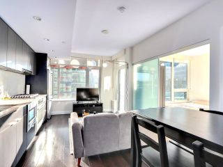 Photo 5: 607 161 E 1ST Avenue in Vancouver: Mount Pleasant VE Condo for sale in "Block 100" (Vancouver East)  : MLS®# R2880477