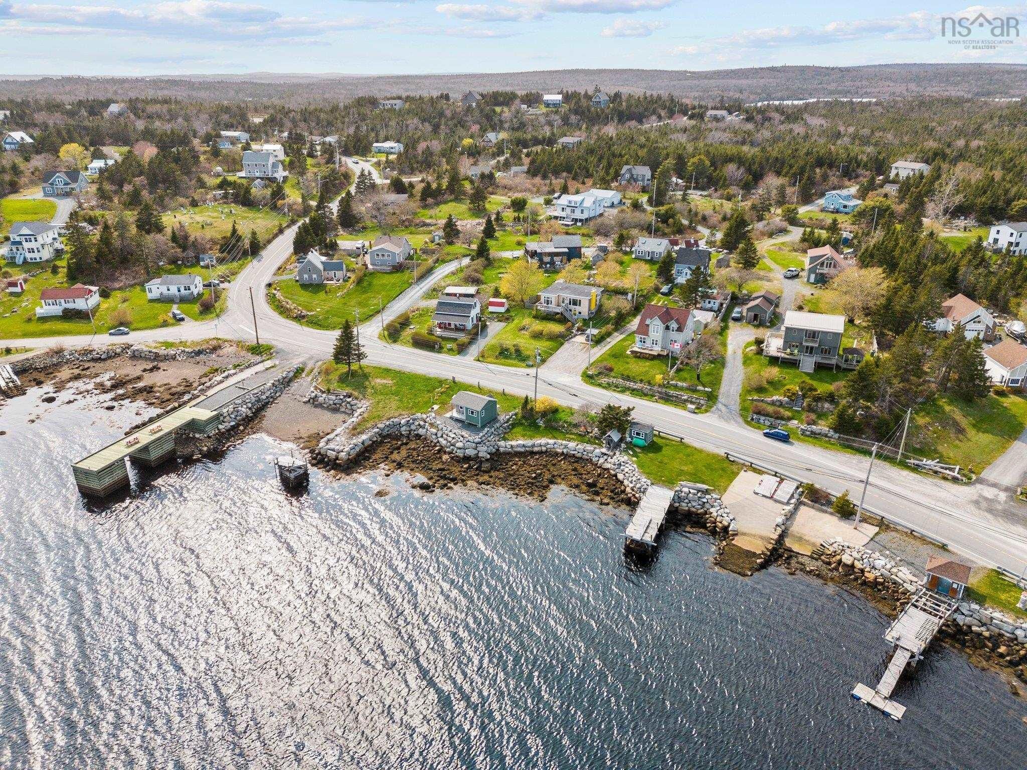 Main Photo: 1127 Ketch Harbour Road in Ketch Harbour: 9-Harrietsfield, Sambr And Halib Residential for sale (Halifax-Dartmouth)  : MLS®# 202310020