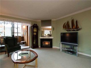 Photo 5: 206 3187 MOUNTAIN Highway in North Vancouver: Lynn Valley Condo for sale : MLS®# V864797