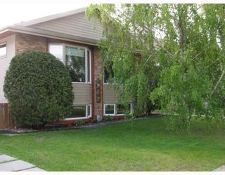 Photo 1: 553 ASHWORTH Street South in WINNIPEG: St Vital Residential for sale (South East Winnipeg)  : MLS®# 2910565