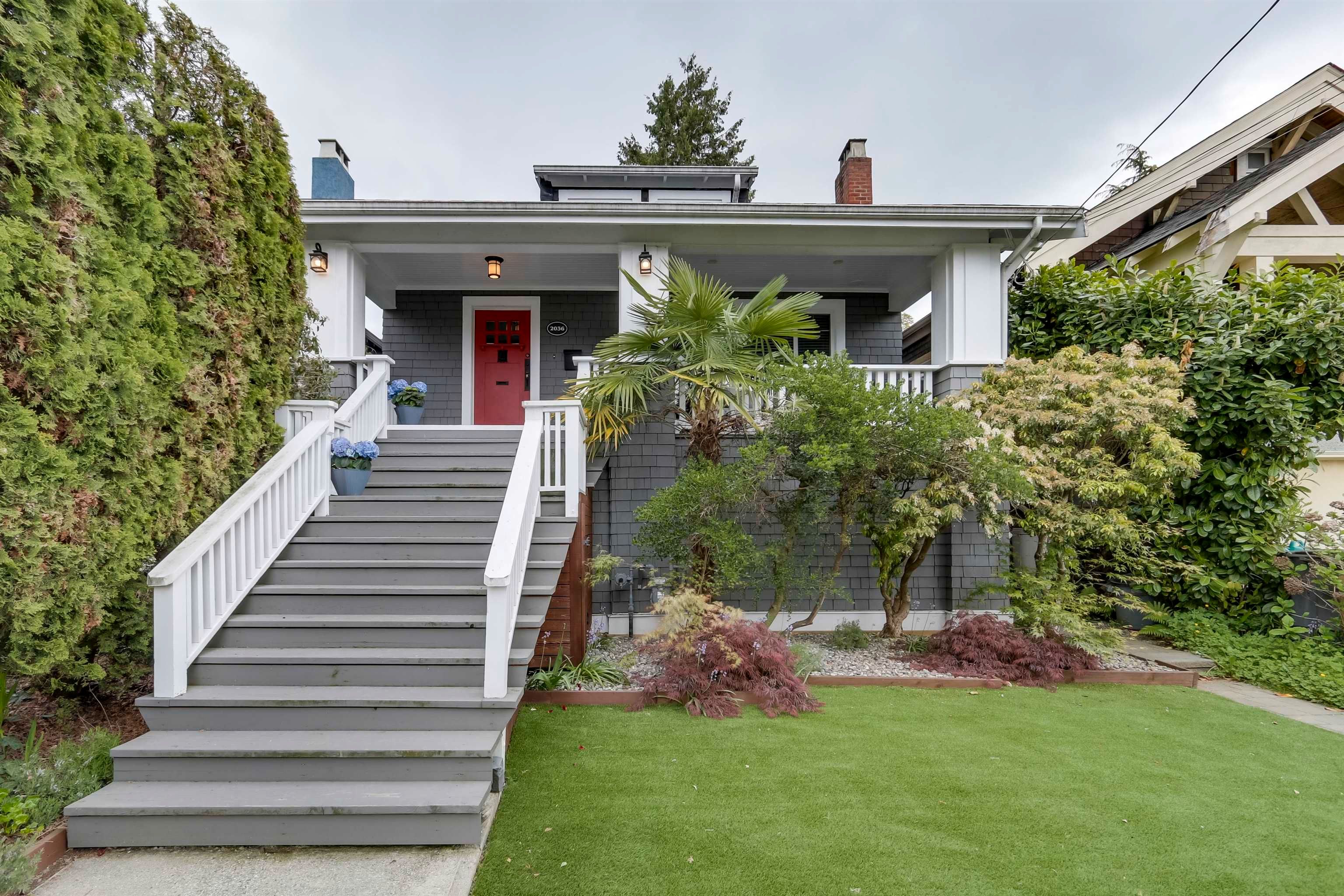 Main Photo: 2036 STEPHENS Street in Vancouver: Kitsilano House for sale (Vancouver West)  : MLS®# R2805169