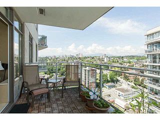 Photo 2: 3305 898 CARNARVON STREET in New Westminster: Downtown NW Condo for sale ()  : MLS®# V1123640