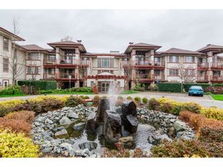 Photo 1: 204 16433 64 Avenue in Surrey: Cloverdale BC Condo for sale in "St. Andrews" (Cloverdale)  : MLS®# R2123466
