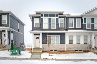 Photo 1: 425 West Lakeview Drive: Chestermere Row/Townhouse for sale : MLS®# A2106399