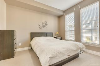 Photo 11: 319 2343 ATKINS Avenue in Port Coquitlam: Central Pt Coquitlam Condo for sale in "PEARL" : MLS®# R2445932