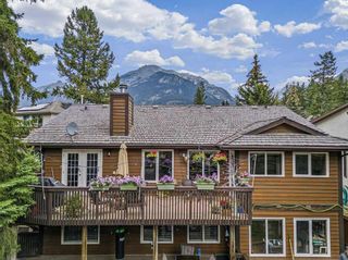 Photo 2: 3 Cougar Court: Canmore Detached for sale : MLS®# A2081112
