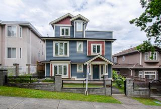 Photo 2: 2479 ST. LAWRENCE Street in Vancouver: Collingwood VE 1/2 Duplex for sale (Vancouver East)  : MLS®# R2722690