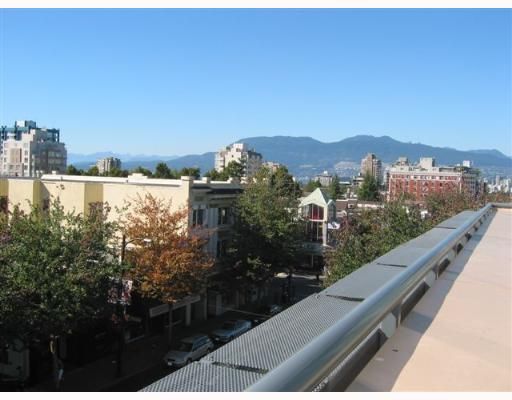 Photo 4: Photos: PH4 1477 W 15TH Ave in Vancouver: Fairview VW Condo for sale in "SHAUGHNESSY MANSIONS" (Vancouver West)  : MLS®# V644270