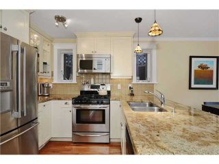 Photo 4: 3538 W 5TH Avenue in Vancouver: Kitsilano Townhouse for sale in "BOEUR HOUSE" (Vancouver West)  : MLS®# V1031202