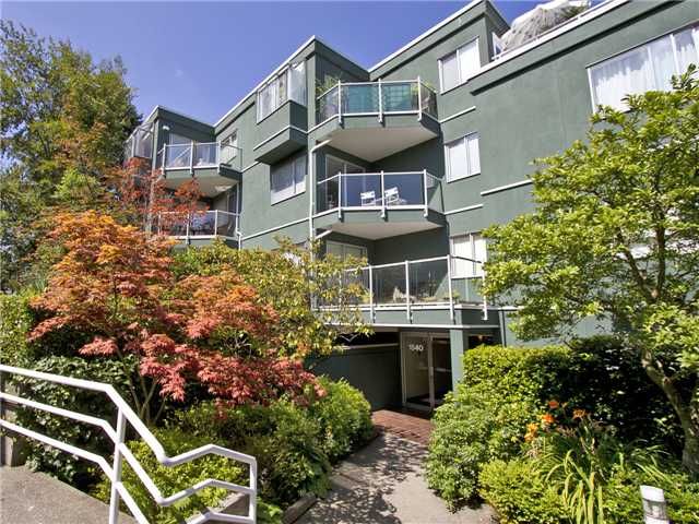Main Photo: # 306 1540 MARINER WK in Vancouver: False Creek Condo for sale in "MARINER POINT" (Vancouver West)  : MLS®# V1020314
