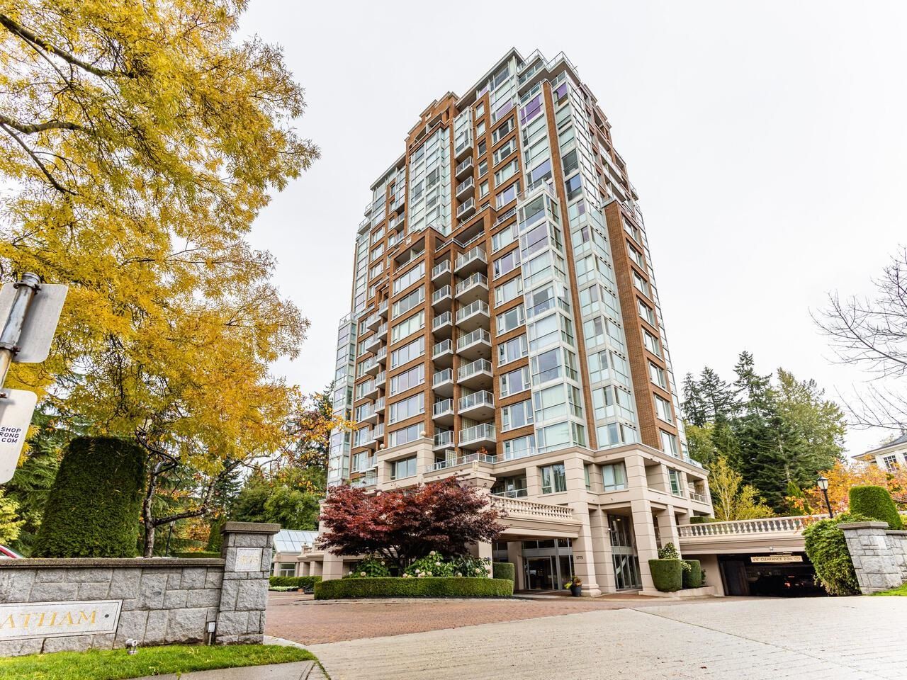 Main Photo: 501 5775 HAMPTON Place in Vancouver: University VW Condo for sale in "THE CHATHAM" (Vancouver West)  : MLS®# R2628907