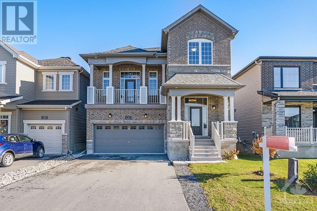 Main Photo: 125 PALOMA CIRCLE in Nepean: House for sale : MLS®# 1329068