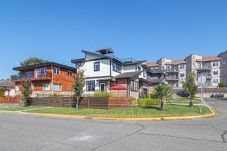 Photo 71: 101 Uganda Ave in Esquimalt: Es Kinsmen Park House for sale : MLS®# 884915