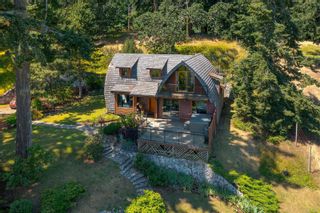Photo 2: 662 Lombard Dr in Metchosin: Me Rocky Point House for sale : MLS®# 910601