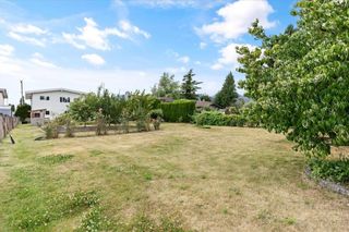 Photo 33: 10700 MCDONALD Road in Chilliwack: Fairfield Island House for sale : MLS®# R2820727