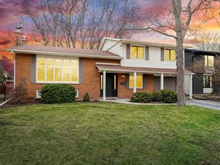 Photo 1: 471 Sandlewood Road in Oakville: Bronte West House (Sidesplit 3) for sale : MLS®# W5986413