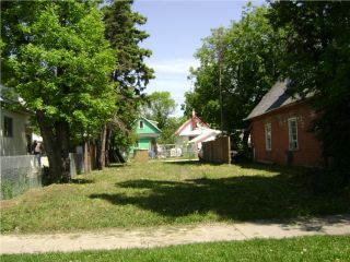 Photo 1: 695 PRITCHARD Avenue in WINNIPEG: North End Residential for sale (North West Winnipeg)  : MLS®# 1010984