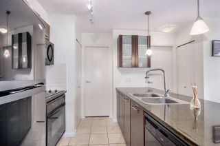 Photo 7: 2401 1155 SEYMOUR Street in Vancouver: Downtown VW Condo for sale in "THE BRAVA" (Vancouver West)  : MLS®# R2107311