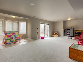 Photo 25: 67 Sierra Morena Circle SW in Calgary: Signal Hill Detached for sale : MLS®# C4239157