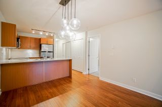 Photo 10: 104 8915 202 Street in Langley: Walnut Grove Condo for sale in "THE HAWTHORNE" : MLS®# R2462793