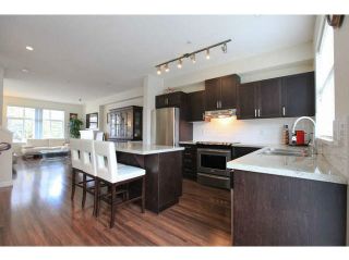 Photo 10: 697 PREMIER Street in North Vancouver: Lynnmour Townhouse for sale in "WEDGEWOOD" : MLS®# V1112919