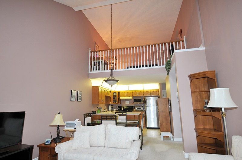 Photo 12: Photos: 305 22611 116 Avenue in Maple Ridge: East Central Condo for sale in "ROSEWOOD COURT" : MLS®# R2428229