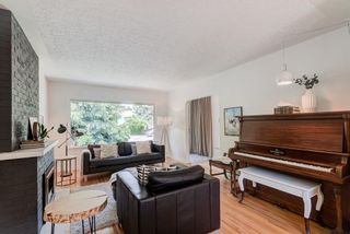 Photo 5: 5404 Thornton Road NW in Calgary: Thorncliffe Detached for sale : MLS®# A1120570