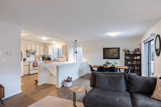 Photo 17: 776/778 Royal Oak Ave in Saanich: SE Broadmead Full Duplex for sale (Saanich East)  : MLS®# 963054