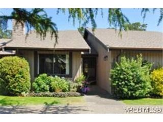 Photo 1:  in VICTORIA: SE Mt Doug Row/Townhouse for sale (Saanich East)  : MLS®# 477417